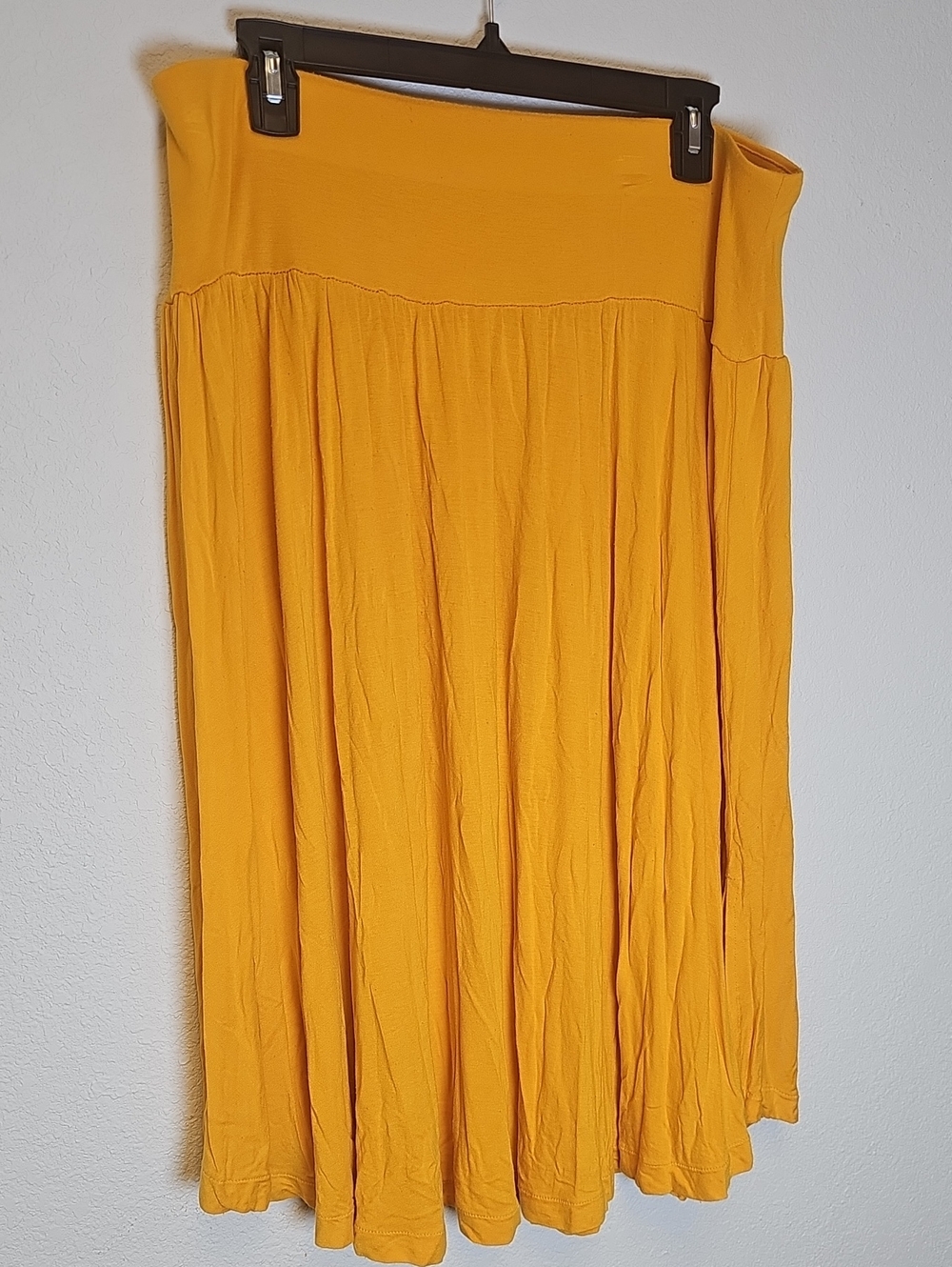 LOFT Petites Mustard Yellow Circle Flowy  Skirt 34-38 Waist